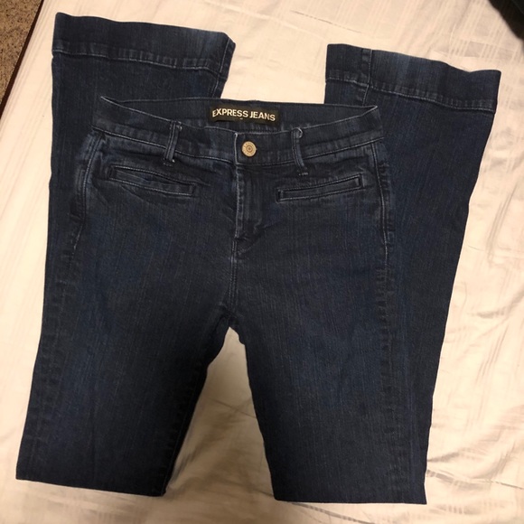 Express Jeans Slim Flare Mid-Rise Size 4 EUC - Picture 2 of 6